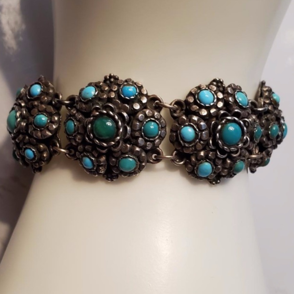 VINTAGE STERLING SILVER & PERSIAN TURQUOISE BRACELET